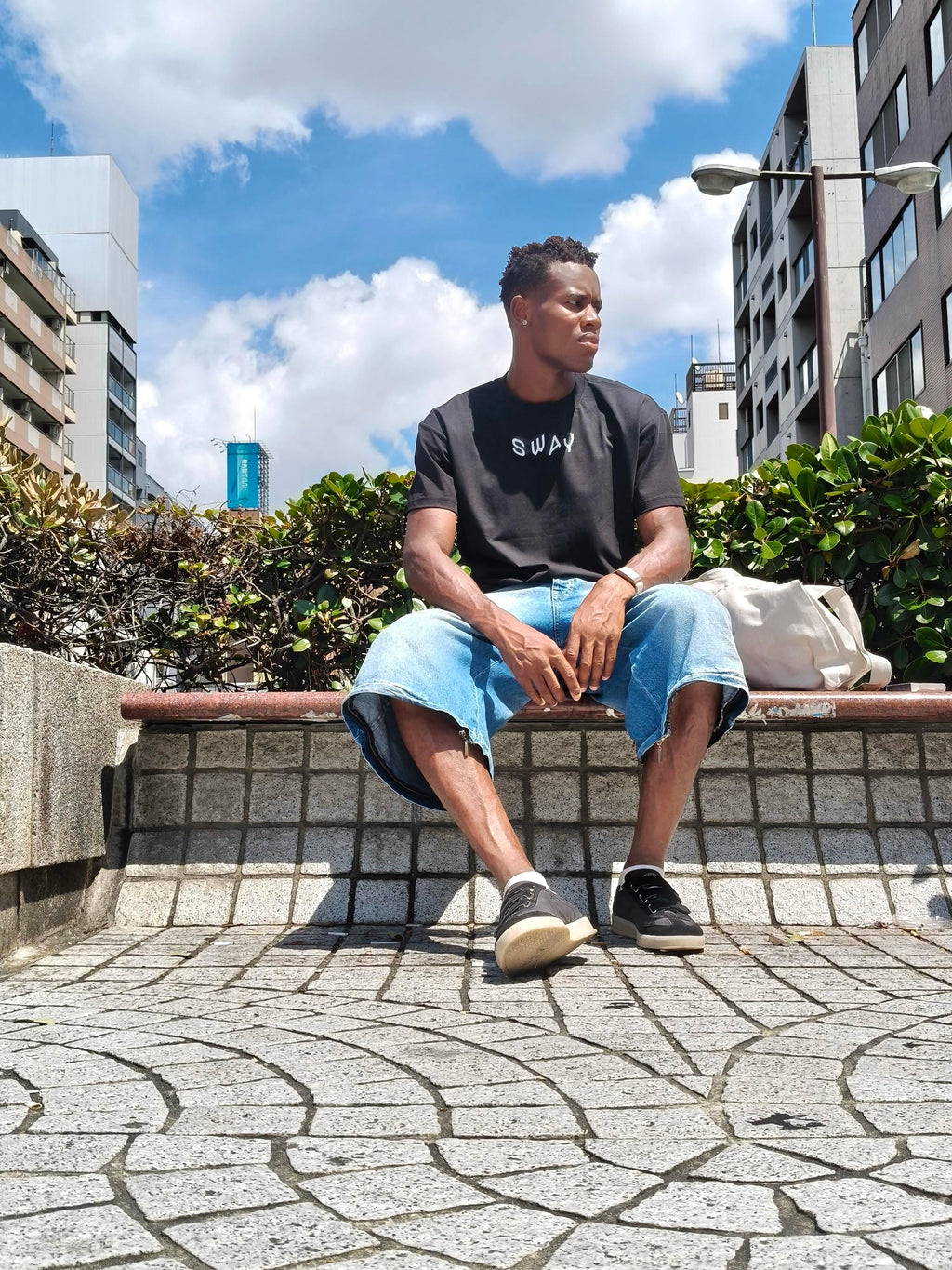 Black/Black SWAY Quick Dry Cooling T-Shirt